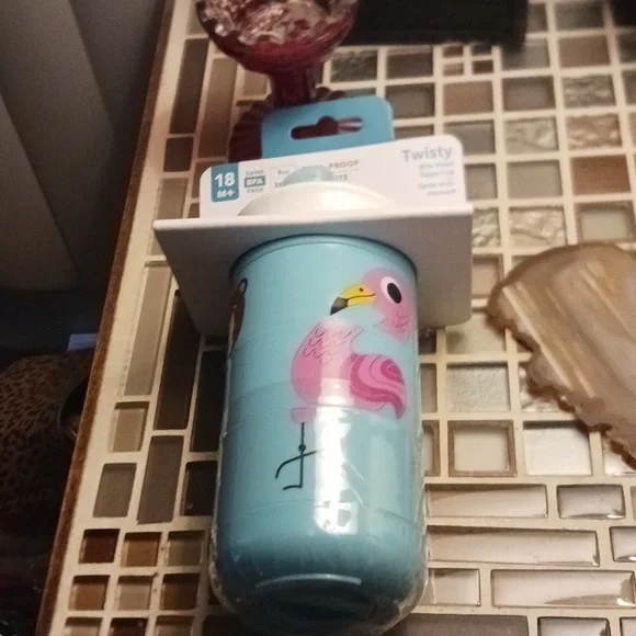 Munchkin twisty Sippy cup-2 Pc - Picture 1 of 3